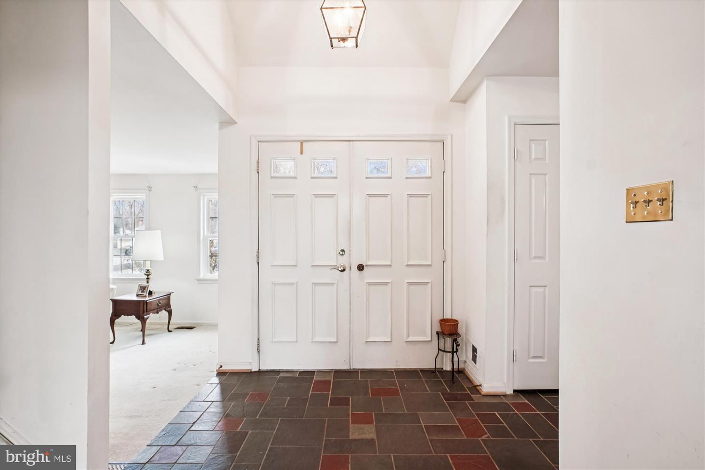 9007 EDGEPARK RD, VIENNA, Virginia 22182, 4 Bedrooms Bedrooms, ,2 BathroomsBathrooms,Residential,For sale,9007 EDGEPARK RD,VAFX2282210 MLS # VAFX2282210 9007 EDGEPARK RD, VIENNA, Virginia 22182, 4 Bedrooms Bedrooms, ,2 BathroomsBathrooms,Residential,For sale,9007 EDGEPARK RD,VAFX2282210 MLS # VAFX2282210