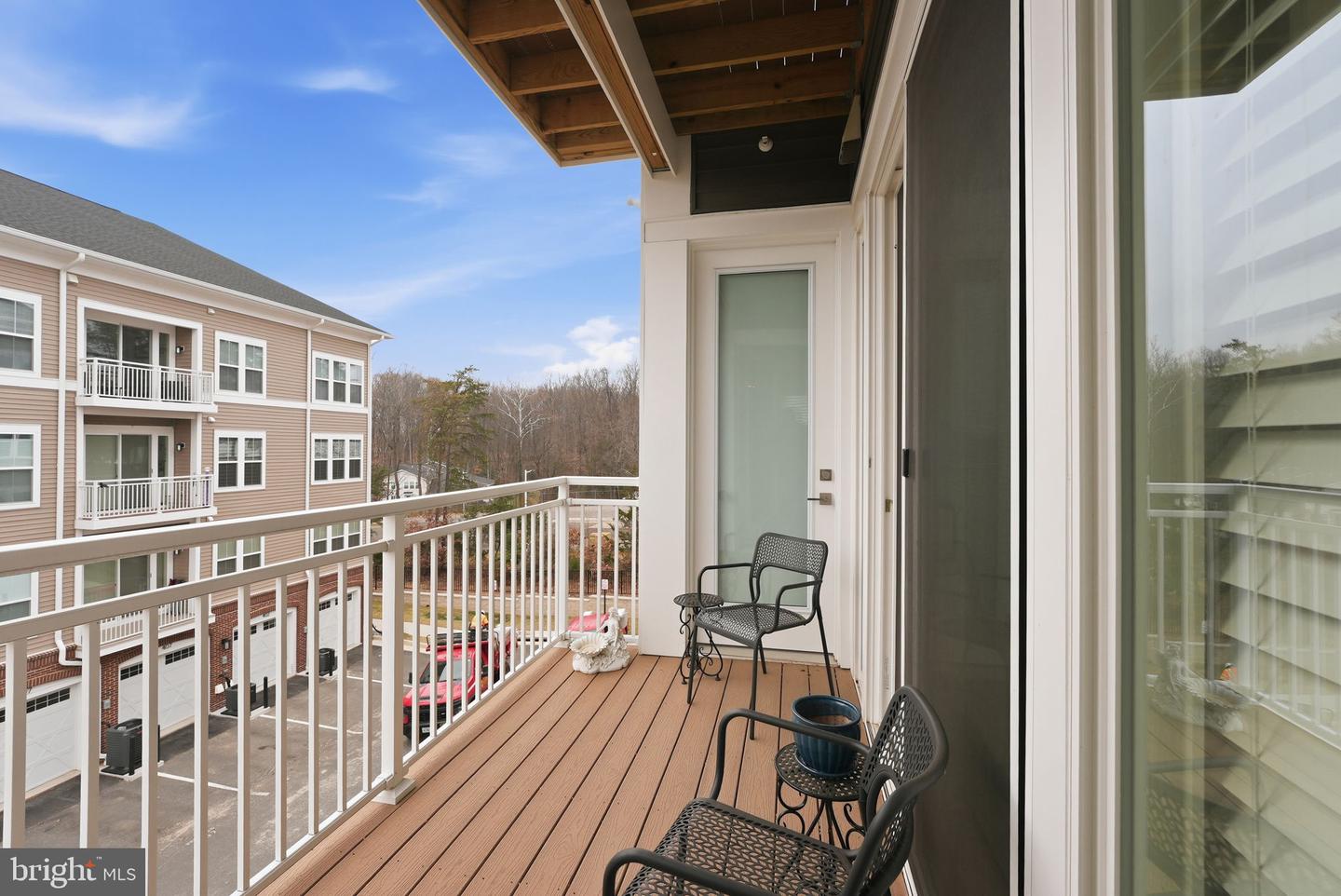 13950 ENGLEFIELD DR #302, WOODBRIDGE, Virginia 22193, 2 Bedrooms Bedrooms, ,2 BathroomsBathrooms,Residential,For sale,13950 ENGLEFIELD DR #302,VAPW2109076 MLS # VAPW2109076