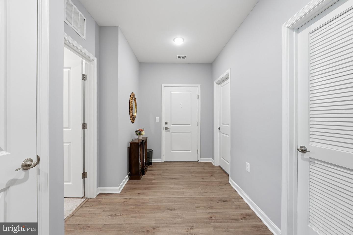 13950 ENGLEFIELD DR #302, WOODBRIDGE, Virginia 22193, 2 Bedrooms Bedrooms, ,2 BathroomsBathrooms,Residential,For sale,13950 ENGLEFIELD DR #302,VAPW2109076 MLS # VAPW2109076