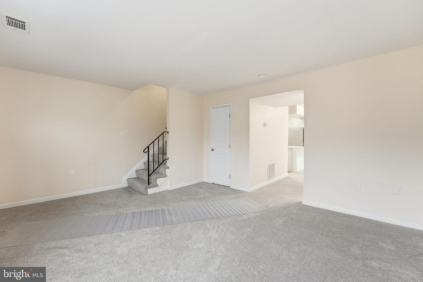 14629 EARLHAM CT, WOODBRIDGE, Virginia 22193, 3 Bedrooms Bedrooms, ,1 BathroomBathrooms,Residential,For sale,14629 EARLHAM CT,VAPW2109274 MLS # VAPW2109274