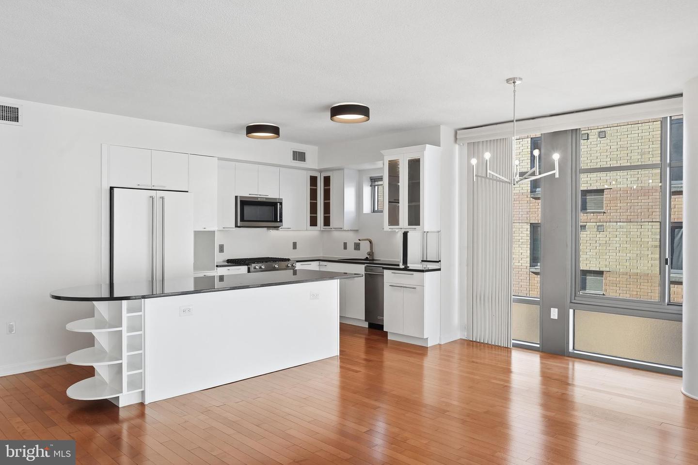 440 L ST NW #805, WASHINGTON, District Of Columbia 20001, 3 Bedrooms Bedrooms, ,2 BathroomsBathrooms,Residential,For sale,440 L ST NW #805,DCDC2238888 MLS # DCDC2238888