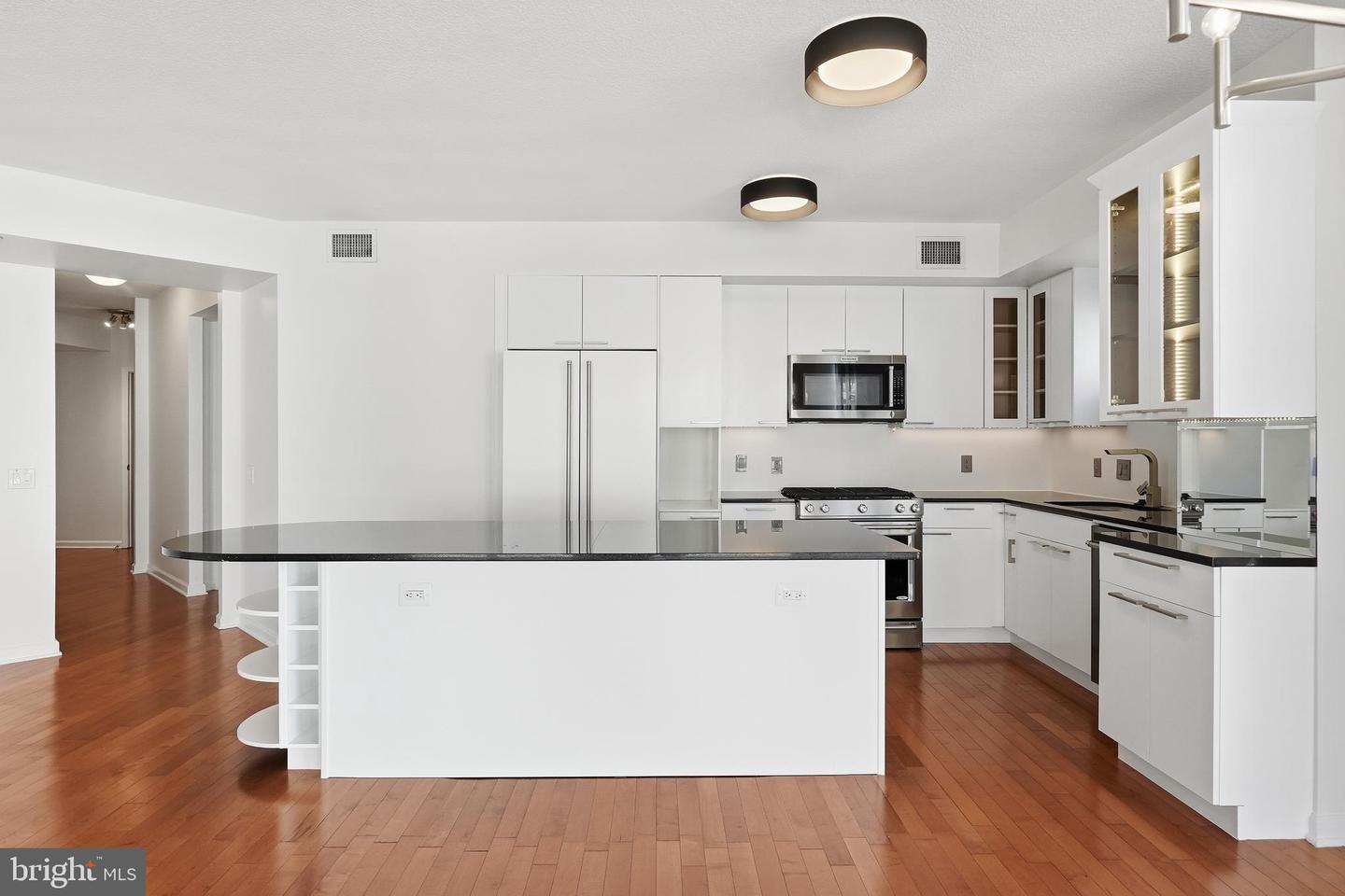 440 L ST NW #805, WASHINGTON, District Of Columbia 20001, 3 Bedrooms Bedrooms, ,2 BathroomsBathrooms,Residential,For sale,440 L ST NW #805,DCDC2238888 MLS # DCDC2238888