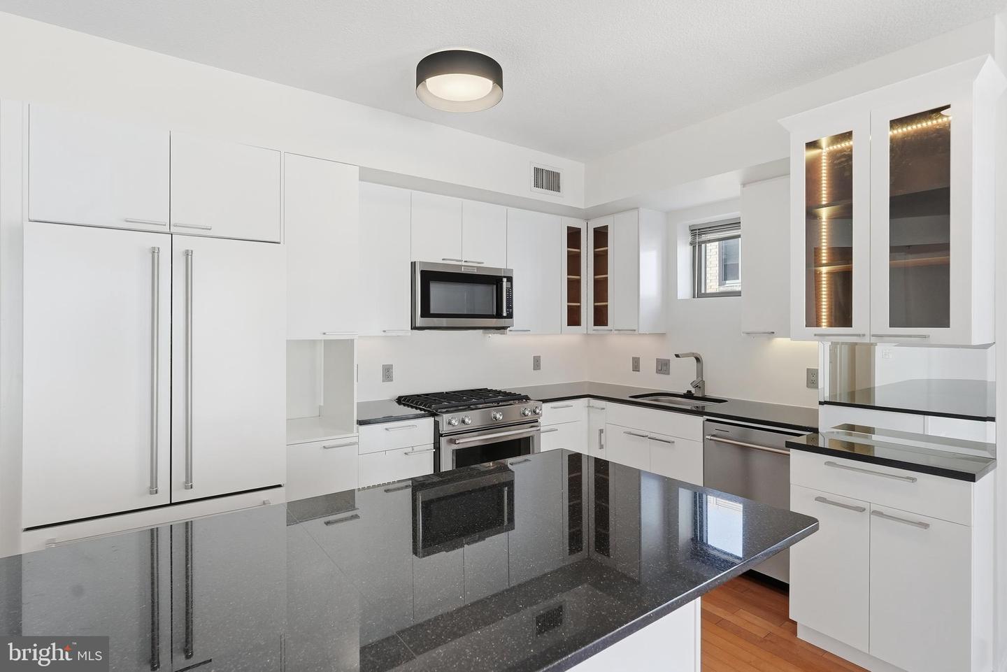 440 L ST NW #805, WASHINGTON, District Of Columbia 20001, 3 Bedrooms Bedrooms, ,2 BathroomsBathrooms,Residential,For sale,440 L ST NW #805,DCDC2238888 MLS # DCDC2238888