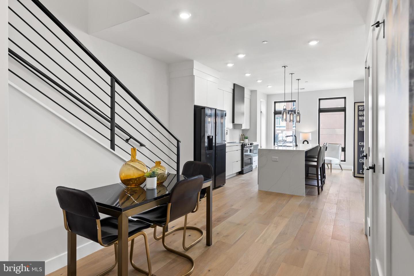 1208 M ST NW #61, WASHINGTON, District Of Columbia 20005, 2 Bedrooms Bedrooms, ,2 BathroomsBathrooms,Residential,For sale,1208 M ST NW #61,DCDC2239208 MLS # DCDC2239208