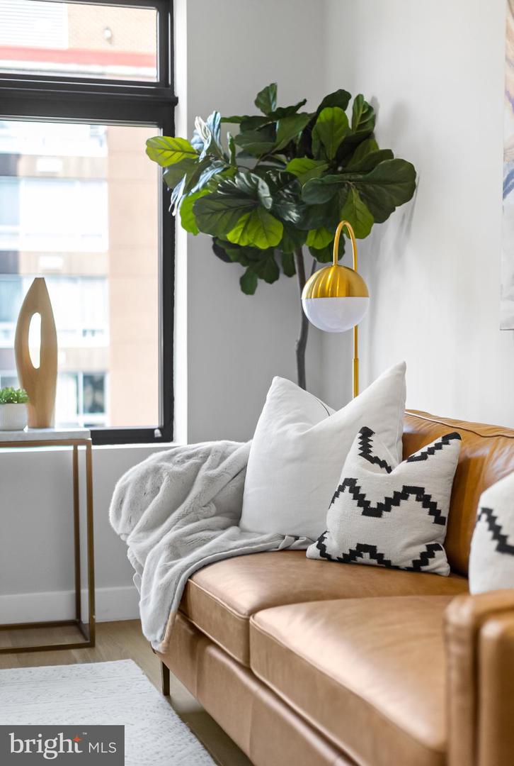 1208 M ST NW #61, WASHINGTON, District Of Columbia 20005, 2 Bedrooms Bedrooms, ,2 BathroomsBathrooms,Residential,For sale,1208 M ST NW #61,DCDC2239208 MLS # DCDC2239208