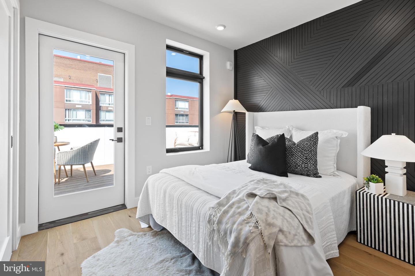 1208 M ST NW #61, WASHINGTON, District Of Columbia 20005, 2 Bedrooms Bedrooms, ,2 BathroomsBathrooms,Residential,For sale,1208 M ST NW #61,DCDC2239208 MLS # DCDC2239208