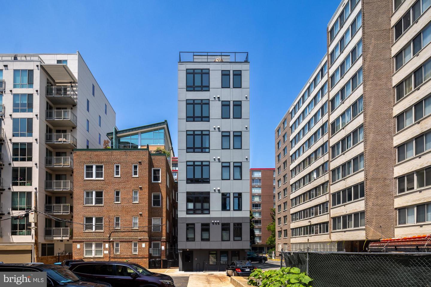 1208 M ST NW #61, WASHINGTON, District Of Columbia 20005, 2 Bedrooms Bedrooms, ,2 BathroomsBathrooms,Residential,For sale,1208 M ST NW #61,DCDC2239208 MLS # DCDC2239208