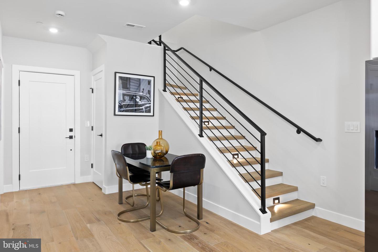 1208 M ST NW #61, WASHINGTON, District Of Columbia 20005, 2 Bedrooms Bedrooms, ,2 BathroomsBathrooms,Residential,For sale,1208 M ST NW #61,DCDC2239208 MLS # DCDC2239208