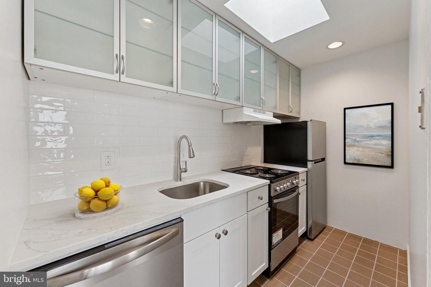 2145 CALIFORNIA ST NW #303, WASHINGTON, District Of Columbia 20008, 2 Bedrooms Bedrooms, ,2 BathroomsBathrooms,Residential,For sale,2145 CALIFORNIA ST NW #303,DCDC2239492 MLS # DCDC2239492