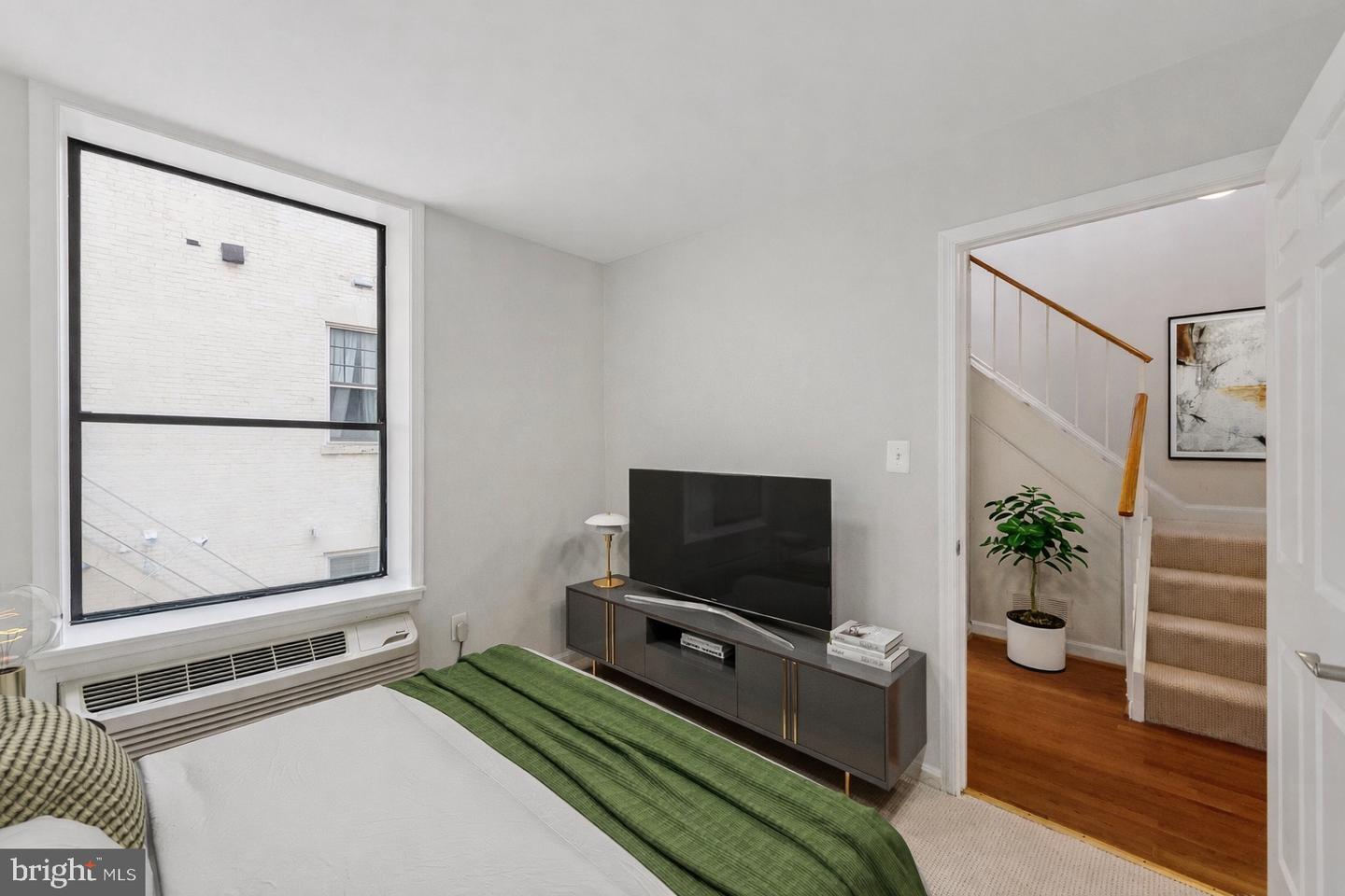 2145 CALIFORNIA ST NW #303, WASHINGTON, District Of Columbia 20008, 2 Bedrooms Bedrooms, ,2 BathroomsBathrooms,Residential,For sale,2145 CALIFORNIA ST NW #303,DCDC2239492 MLS # DCDC2239492