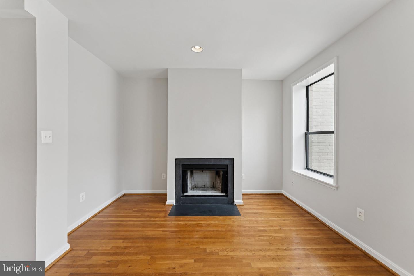 2145 CALIFORNIA ST NW #303, WASHINGTON, District Of Columbia 20008, 2 Bedrooms Bedrooms, ,2 BathroomsBathrooms,Residential,For sale,2145 CALIFORNIA ST NW #303,DCDC2239492 MLS # DCDC2239492