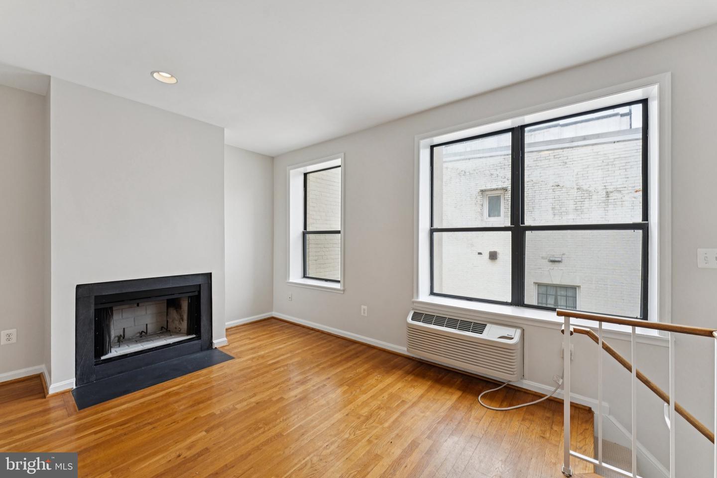 2145 CALIFORNIA ST NW #303, WASHINGTON, District Of Columbia 20008, 2 Bedrooms Bedrooms, ,2 BathroomsBathrooms,Residential,For sale,2145 CALIFORNIA ST NW #303,DCDC2239492 MLS # DCDC2239492