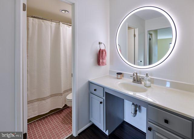 205 YOAKUM PKWY #305, ALEXANDRIA, Virginia 22304, 2 Bedrooms Bedrooms, ,2 BathroomsBathrooms,Residential,For sale,205 YOAKUM PKWY #305,VAAX2052826 MLS # VAAX2052826