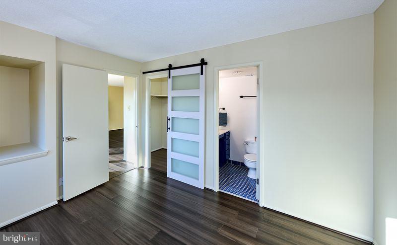 205 YOAKUM PKWY #305, ALEXANDRIA, Virginia 22304, 2 Bedrooms Bedrooms, ,2 BathroomsBathrooms,Residential,For sale,205 YOAKUM PKWY #305,VAAX2052826 MLS # VAAX2052826