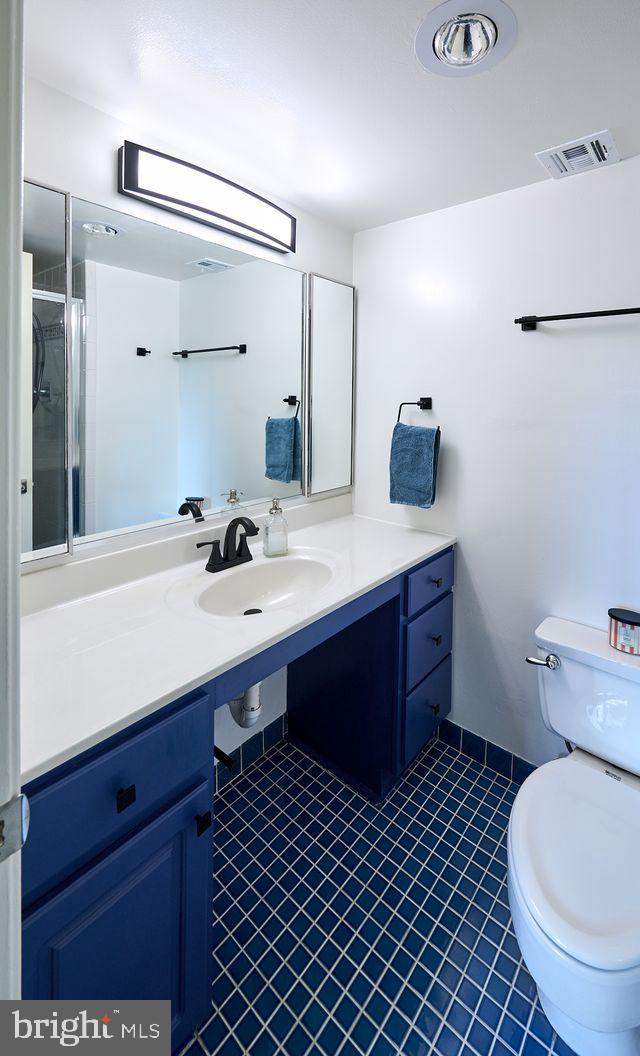 205 YOAKUM PKWY #305, ALEXANDRIA, Virginia 22304, 2 Bedrooms Bedrooms, ,2 BathroomsBathrooms,Residential,For sale,205 YOAKUM PKWY #305,VAAX2052826 MLS # VAAX2052826