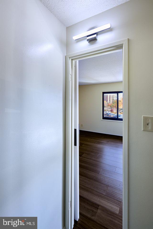 205 YOAKUM PKWY #305, ALEXANDRIA, Virginia 22304, 2 Bedrooms Bedrooms, ,2 BathroomsBathrooms,Residential,For sale,205 YOAKUM PKWY #305,VAAX2052826 MLS # VAAX2052826