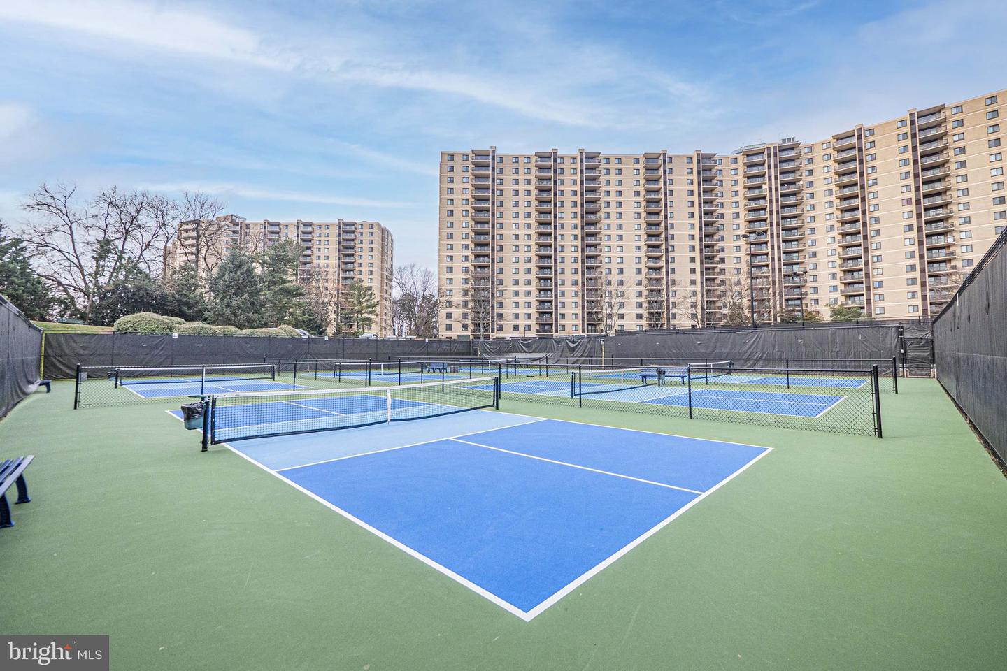 205 YOAKUM PKWY #305, ALEXANDRIA, Virginia 22304, 2 Bedrooms Bedrooms, ,2 BathroomsBathrooms,Residential,For sale,205 YOAKUM PKWY #305,VAAX2052826 MLS # VAAX2052826