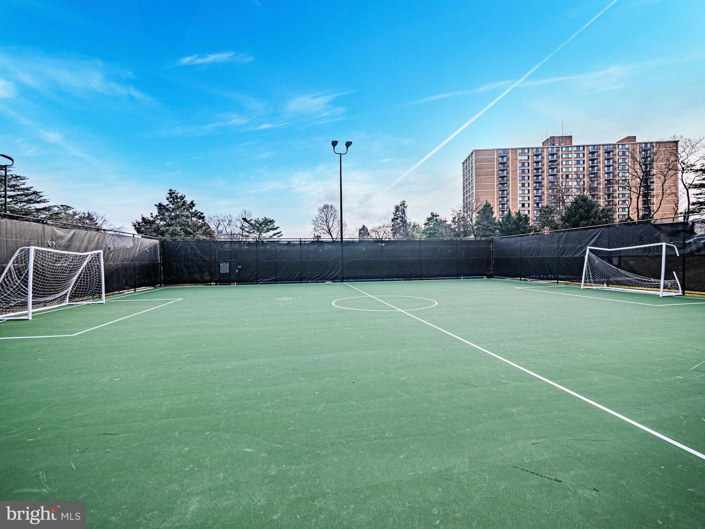 205 YOAKUM PKWY #305, ALEXANDRIA, Virginia 22304, 2 Bedrooms Bedrooms, ,2 BathroomsBathrooms,Residential,For sale,205 YOAKUM PKWY #305,VAAX2052826 MLS # VAAX2052826