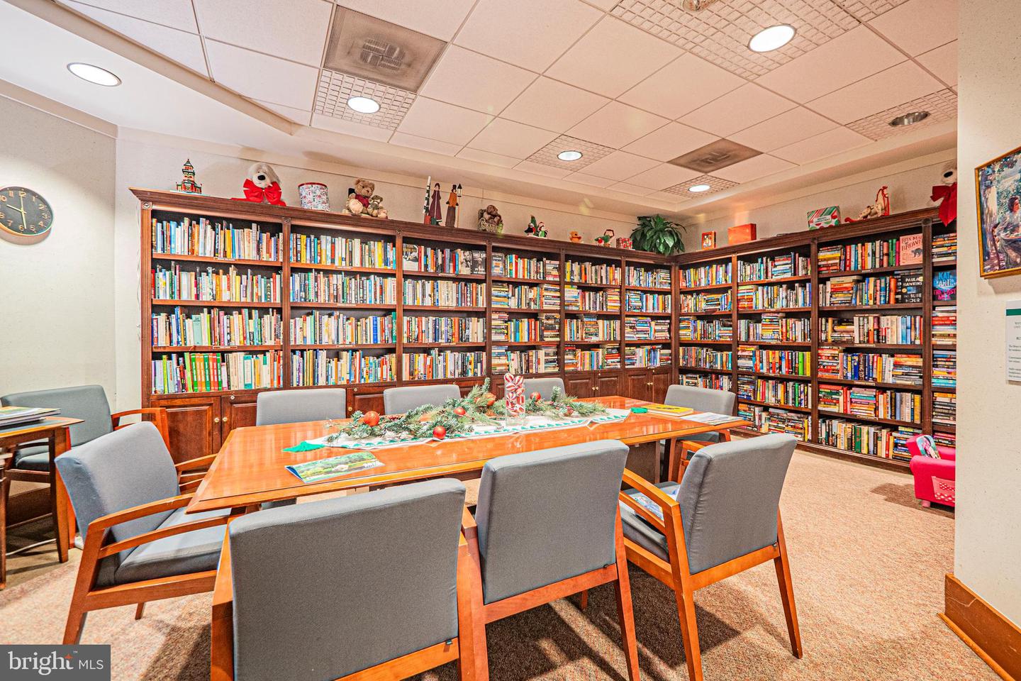 205 YOAKUM PKWY #305, ALEXANDRIA, Virginia 22304, 2 Bedrooms Bedrooms, ,2 BathroomsBathrooms,Residential,For sale,205 YOAKUM PKWY #305,VAAX2052826 MLS # VAAX2052826