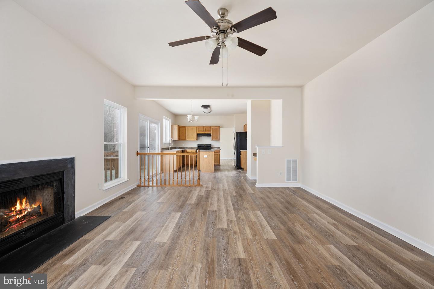 8 NEWPORT CT, STAFFORD, Virginia 22554, 4 Bedrooms Bedrooms, ,3 BathroomsBathrooms,Residential,For sale,8 NEWPORT CT,VAST2044980 MLS # VAST2044980