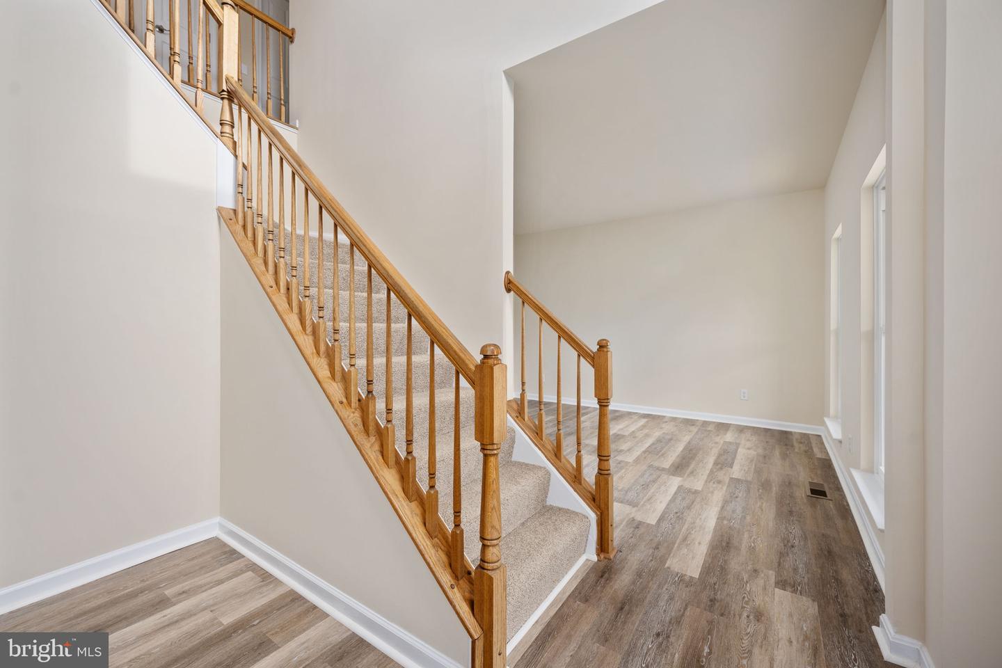 8 NEWPORT CT, STAFFORD, Virginia 22554, 4 Bedrooms Bedrooms, ,3 BathroomsBathrooms,Residential,For sale,8 NEWPORT CT,VAST2044980 MLS # VAST2044980