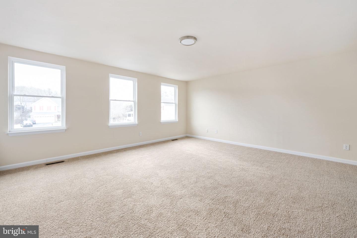 8 NEWPORT CT, STAFFORD, Virginia 22554, 4 Bedrooms Bedrooms, ,3 BathroomsBathrooms,Residential,For sale,8 NEWPORT CT,VAST2044980 MLS # VAST2044980