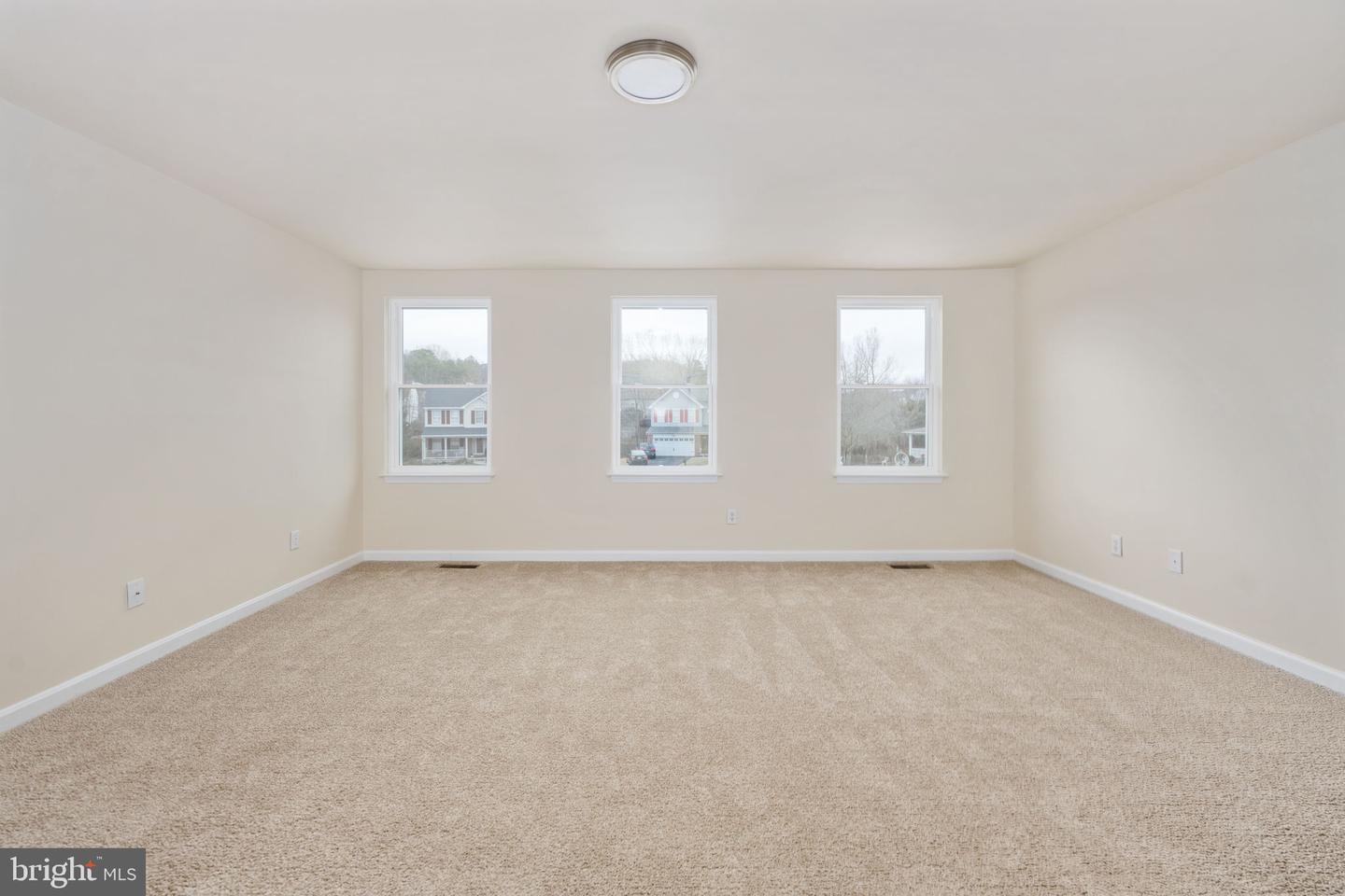 8 NEWPORT CT, STAFFORD, Virginia 22554, 4 Bedrooms Bedrooms, ,3 BathroomsBathrooms,Residential,For sale,8 NEWPORT CT,VAST2044980 MLS # VAST2044980