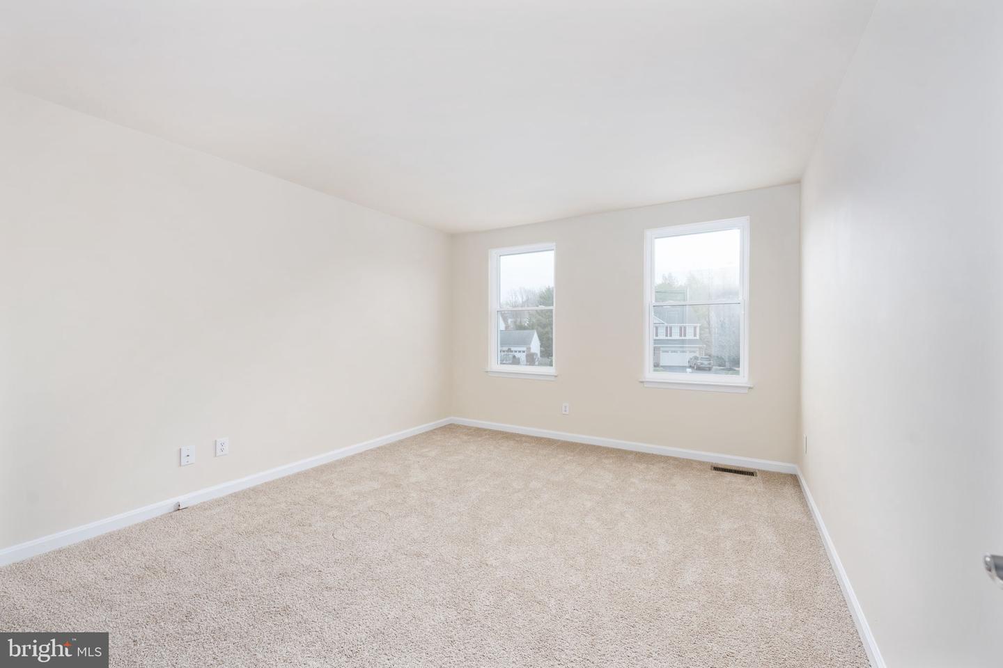 8 NEWPORT CT, STAFFORD, Virginia 22554, 4 Bedrooms Bedrooms, ,3 BathroomsBathrooms,Residential,For sale,8 NEWPORT CT,VAST2044980 MLS # VAST2044980