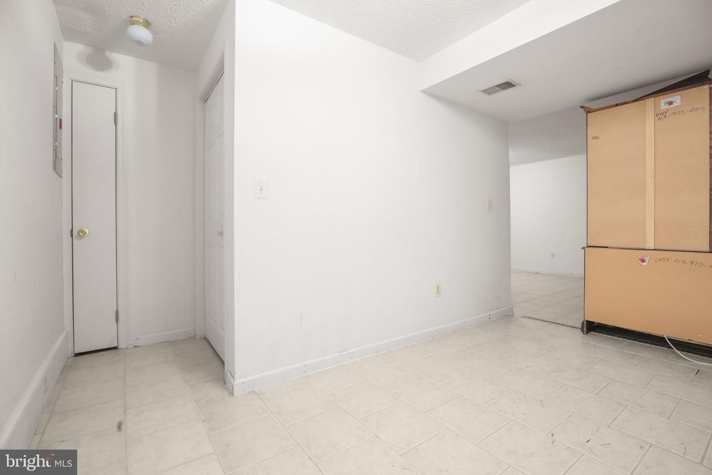 11210 SPRINGFIELD DR, FREDERICKSBURG, Virginia 22408, 5 Bedrooms Bedrooms, ,3 BathroomsBathrooms,Residential,For sale,11210 SPRINGFIELD DR,VASP2038444 MLS # VASP2038444