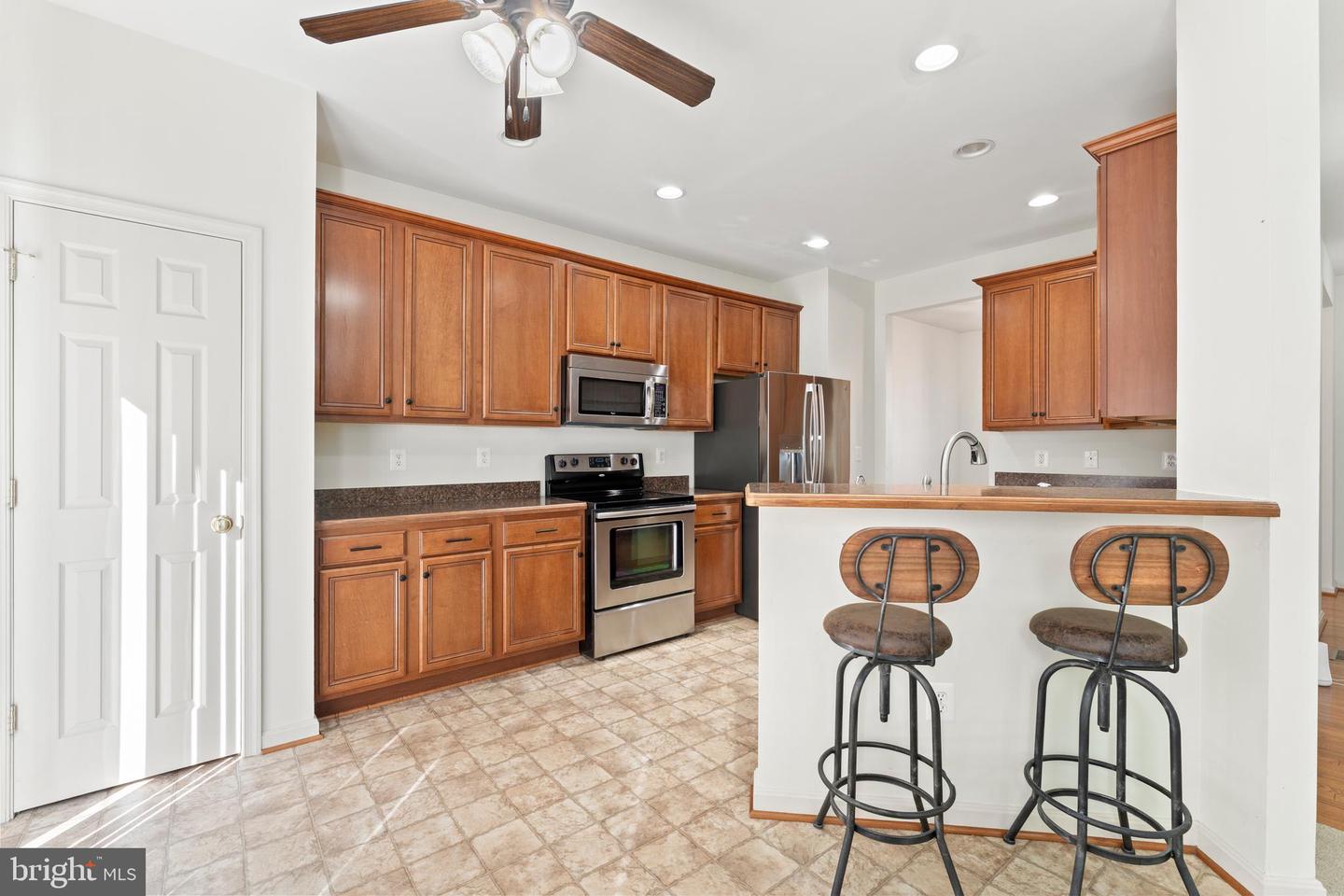 18350 CONGRESSIONAL CIR, RUTHER GLEN, Virginia 22546, 3 Bedrooms Bedrooms, 15 Rooms Rooms,2 BathroomsBathrooms,Residential,For sale,18350 CONGRESSIONAL CIR,VACV2009354 MLS # VACV2009354