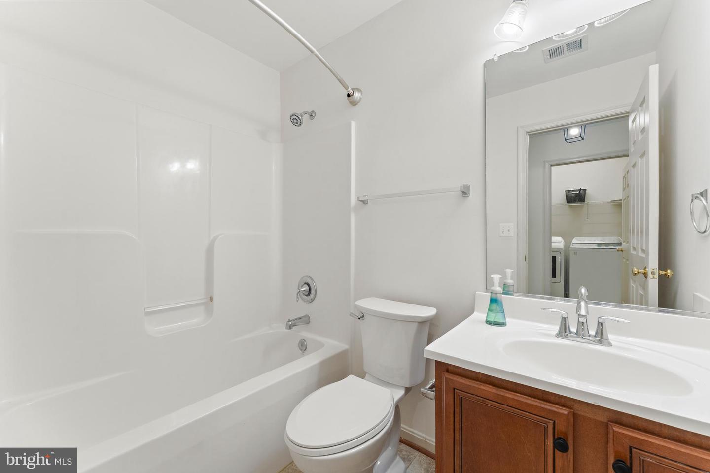 18350 CONGRESSIONAL CIR, RUTHER GLEN, Virginia 22546, 3 Bedrooms Bedrooms, 15 Rooms Rooms,2 BathroomsBathrooms,Residential,For sale,18350 CONGRESSIONAL CIR,VACV2009354 MLS # VACV2009354