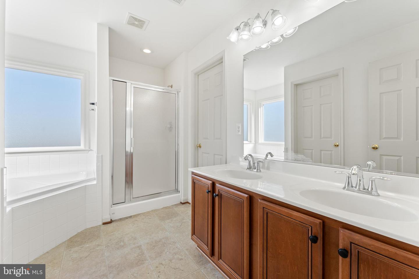 18350 CONGRESSIONAL CIR, RUTHER GLEN, Virginia 22546, 3 Bedrooms Bedrooms, 15 Rooms Rooms,2 BathroomsBathrooms,Residential,For sale,18350 CONGRESSIONAL CIR,VACV2009354 MLS # VACV2009354