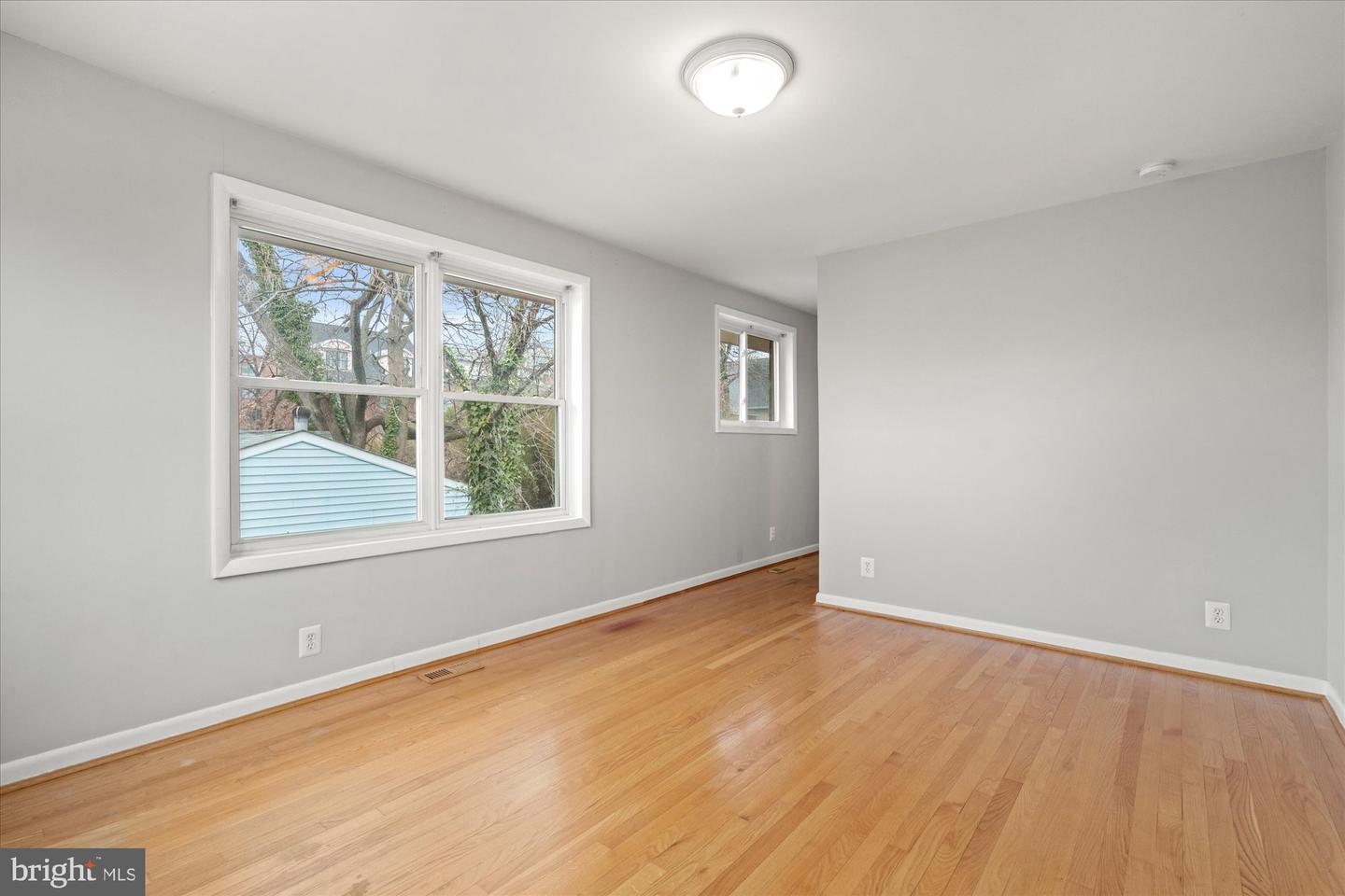 2709 12TH ST S, ARLINGTON, Virginia 22204, 5 Bedrooms Bedrooms, ,3 BathroomsBathrooms,Residential,For sale,2709 12TH ST S,VAAR2067422 MLS # VAAR2067422