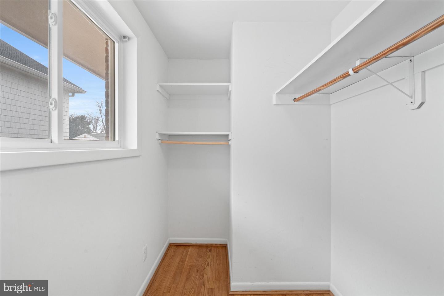 2709 12TH ST S, ARLINGTON, Virginia 22204, 5 Bedrooms Bedrooms, ,3 BathroomsBathrooms,Residential,For sale,2709 12TH ST S,VAAR2067422 MLS # VAAR2067422