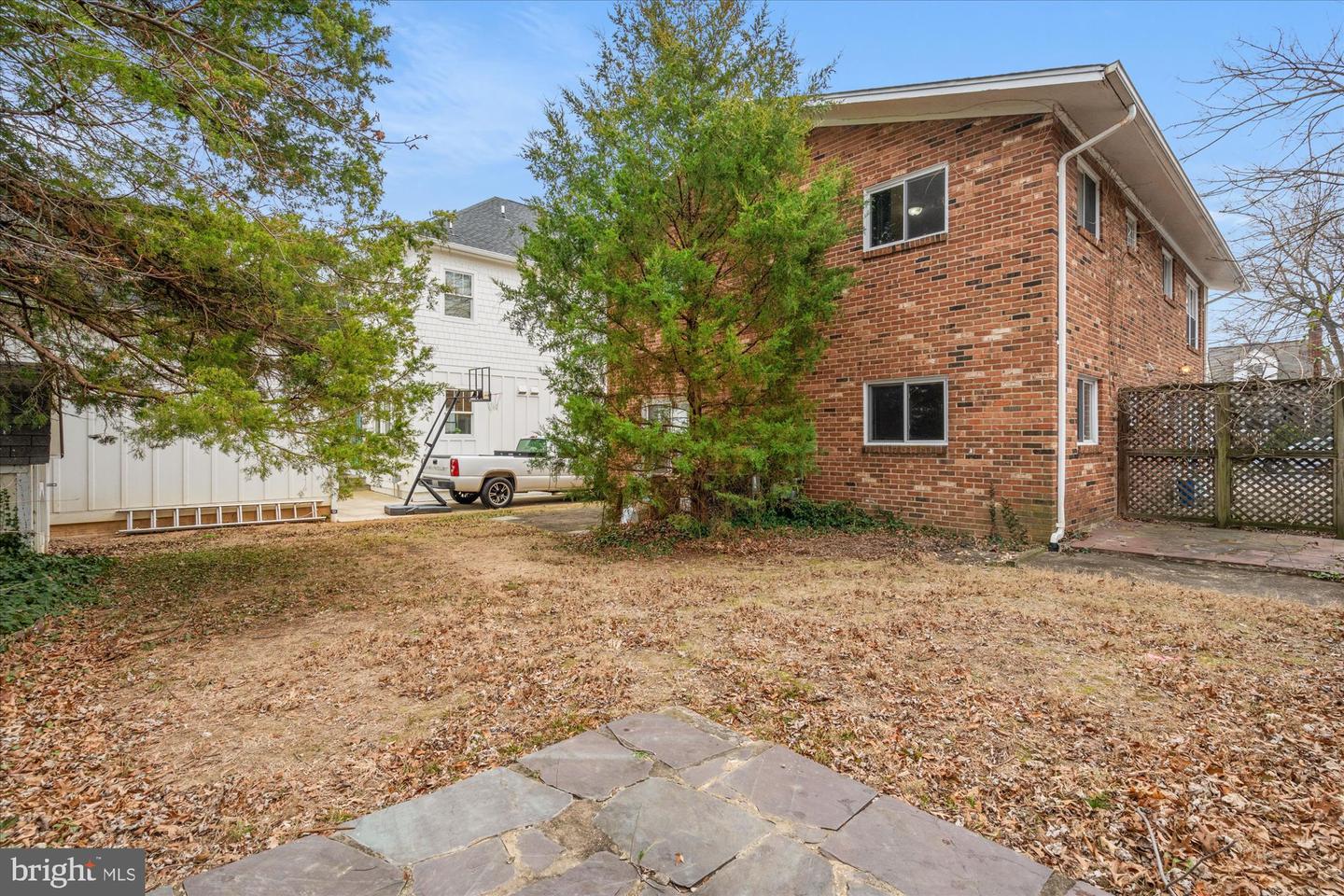 2709 12TH ST S, ARLINGTON, Virginia 22204, 5 Bedrooms Bedrooms, ,3 BathroomsBathrooms,Residential,For sale,2709 12TH ST S,VAAR2067422 MLS # VAAR2067422