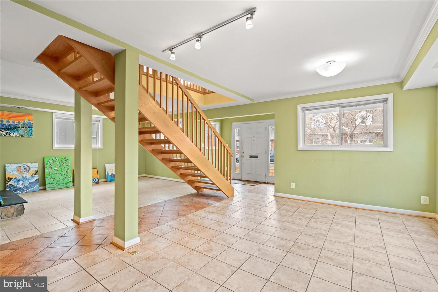 2709 12TH ST S, ARLINGTON, Virginia 22204, 5 Bedrooms Bedrooms, ,3 BathroomsBathrooms,Residential,For sale,2709 12TH ST S,VAAR2067422 MLS # VAAR2067422