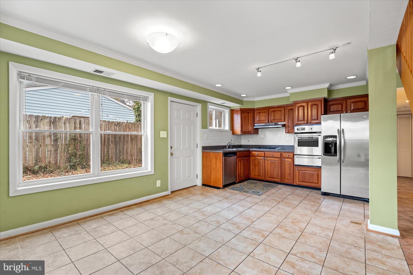 2709 12TH ST S, ARLINGTON, Virginia 22204, 5 Bedrooms Bedrooms, ,3 BathroomsBathrooms,Residential,For sale,2709 12TH ST S,VAAR2067422 MLS # VAAR2067422