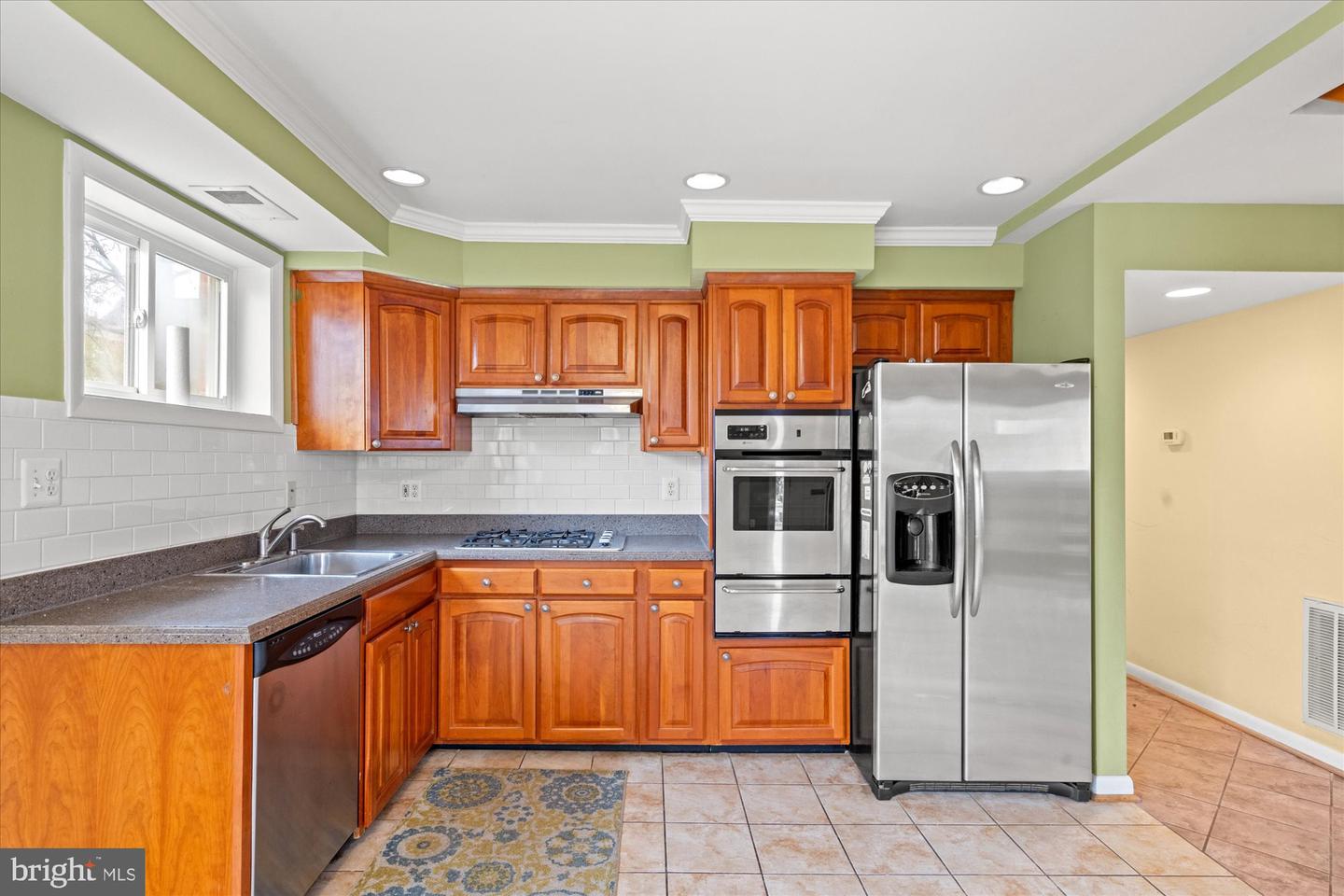 2709 12TH ST S, ARLINGTON, Virginia 22204, 5 Bedrooms Bedrooms, ,3 BathroomsBathrooms,Residential,For sale,2709 12TH ST S,VAAR2067422 MLS # VAAR2067422