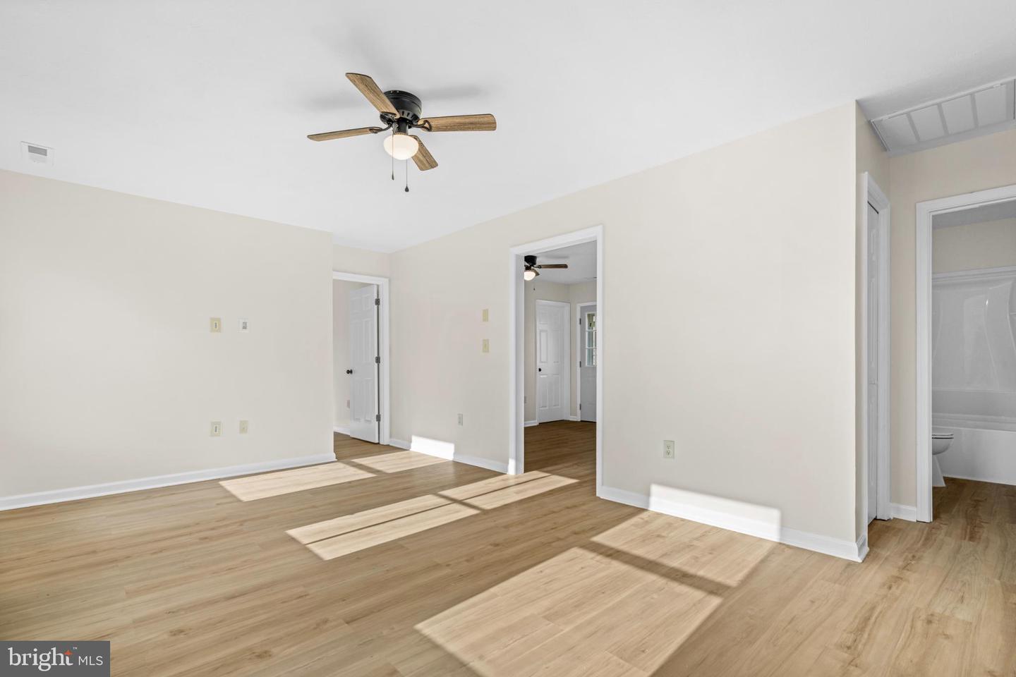 328 MONUMENT DR, STAUNTON, Virginia 24401, 3 Bedrooms Bedrooms, 5 Rooms Rooms,2 BathroomsBathrooms,Residential,For sale,328 MONUMENT DR,VASC2000770 MLS # VASC2000770