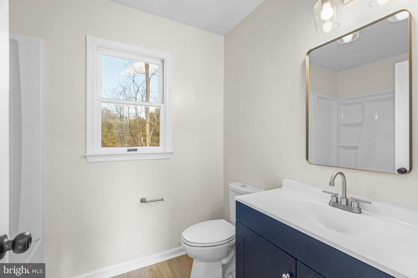 328 MONUMENT DR, STAUNTON, Virginia 24401, 3 Bedrooms Bedrooms, 5 Rooms Rooms,2 BathroomsBathrooms,Residential,For sale,328 MONUMENT DR,VASC2000770 MLS # VASC2000770