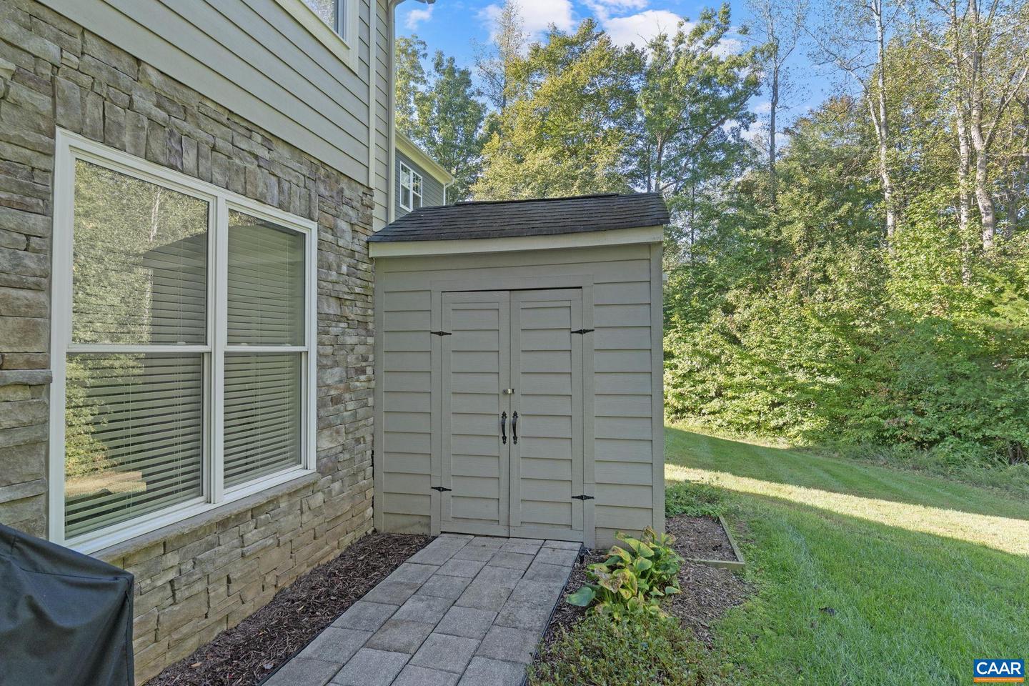 209 TIMBER RIDGE LN, ZION CROSSROADS, Virginia 22942, 5 Bedrooms Bedrooms, ,4 BathroomsBathrooms,Residential,For sale,209 TIMBER RIDGE LN,672244 MLS # 672244