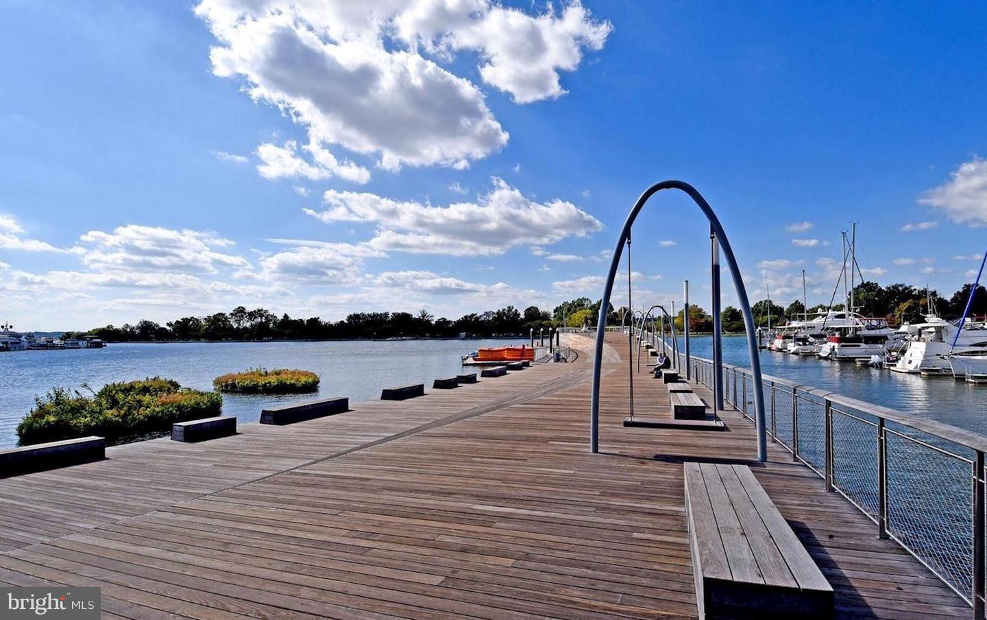 45 SUTTON SQ SW #1112, WASHINGTON, District Of Columbia 20024, 1 Room Rooms,1 BathroomBathrooms,Residential,For sale,45 SUTTON SQ SW #1112,DCDC2240148 MLS # DCDC2240148