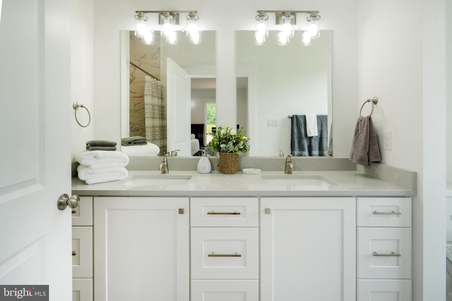 723 RAINBOW RDG, BUMPASS, Virginia 23024, 4 Bedrooms Bedrooms, 7 Rooms Rooms,2 BathroomsBathrooms,Residential,For sale,723 RAINBOW RDG,VALA2009106 MLS # VALA2009106