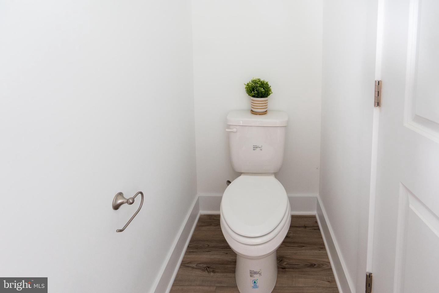 723 RAINBOW RDG, BUMPASS, Virginia 23024, 4 Bedrooms Bedrooms, 7 Rooms Rooms,2 BathroomsBathrooms,Residential,For sale,723 RAINBOW RDG,VALA2009106 MLS # VALA2009106