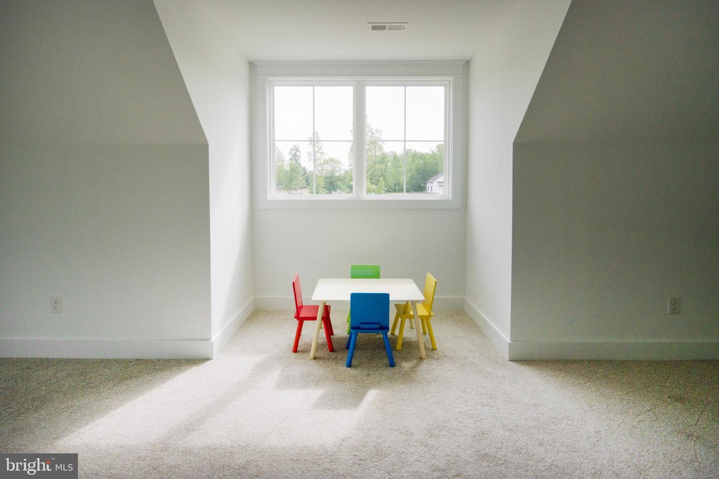 723 RAINBOW RDG, BUMPASS, Virginia 23024, 4 Bedrooms Bedrooms, 7 Rooms Rooms,2 BathroomsBathrooms,Residential,For sale,723 RAINBOW RDG,VALA2009106 MLS # VALA2009106