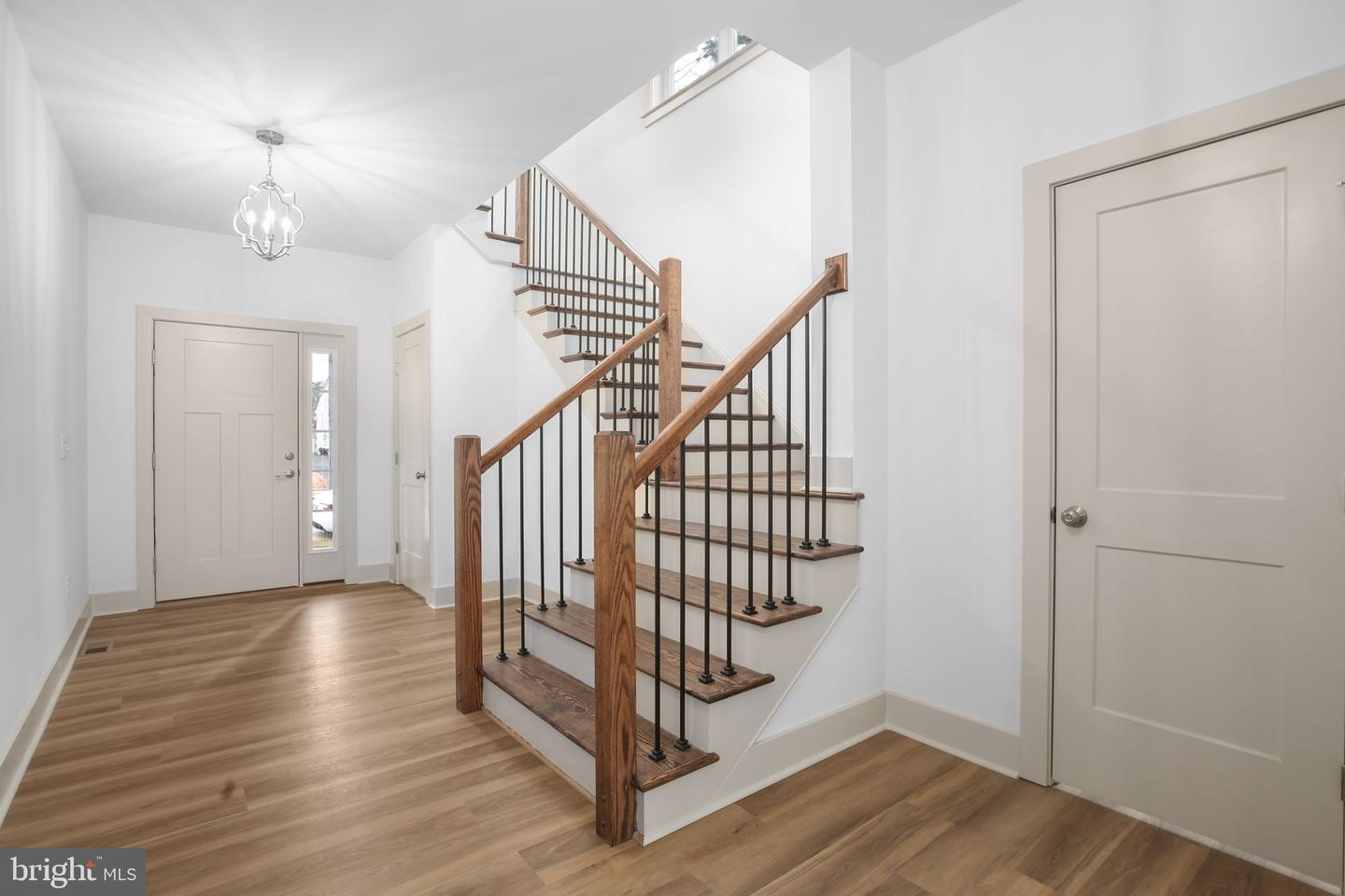 1409 BRENT ST, FREDERICKSBURG, Virginia 22401, 4 Bedrooms Bedrooms, ,4 BathroomsBathrooms,Residential,For sale,1409 BRENT ST,VAFB2009492 MLS # VAFB2009492