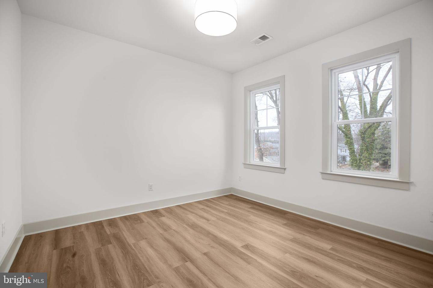 1409 BRENT ST, FREDERICKSBURG, Virginia 22401, 4 Bedrooms Bedrooms, ,4 BathroomsBathrooms,Residential,For sale,1409 BRENT ST,VAFB2009492 MLS # VAFB2009492