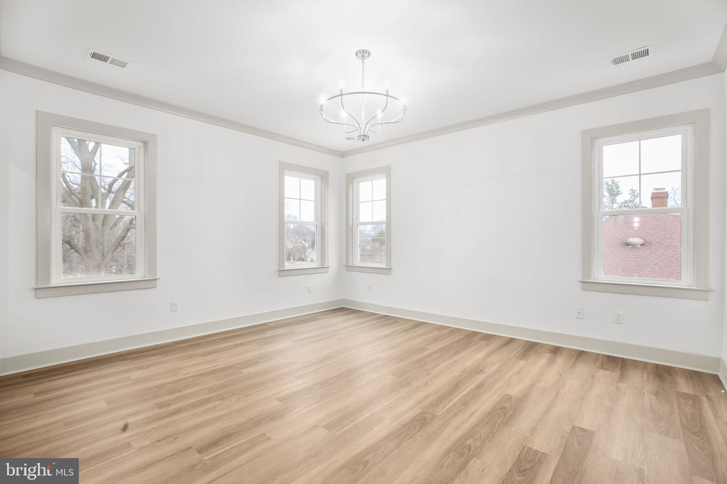 1409 BRENT ST, FREDERICKSBURG, Virginia 22401, 4 Bedrooms Bedrooms, ,4 BathroomsBathrooms,Residential,For sale,1409 BRENT ST,VAFB2009492 MLS # VAFB2009492