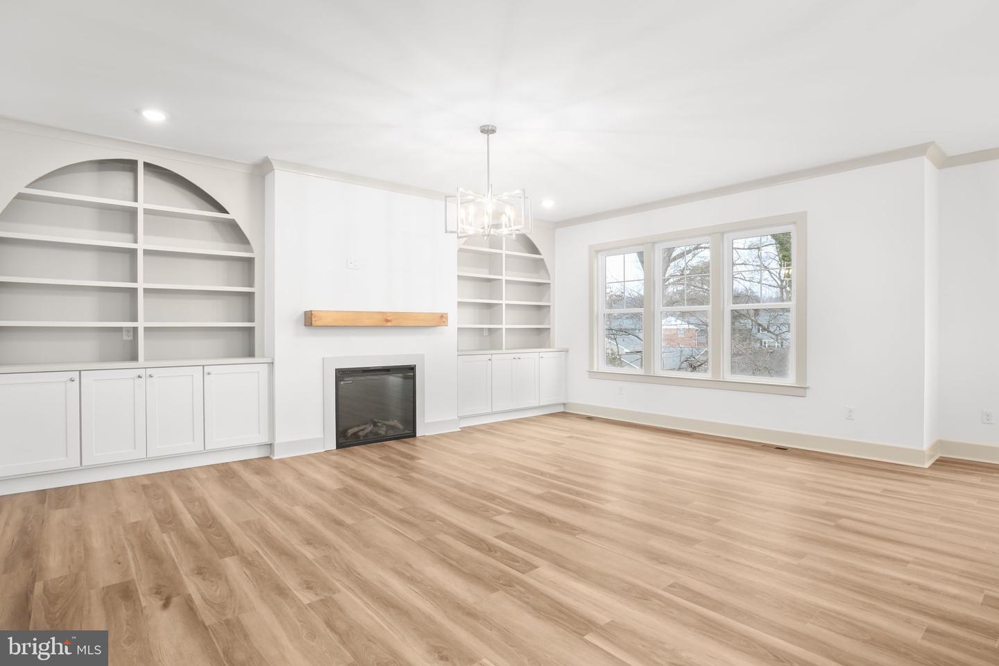 1409 BRENT ST, FREDERICKSBURG, Virginia 22401, 4 Bedrooms Bedrooms, ,4 BathroomsBathrooms,Residential,For sale,1409 BRENT ST,VAFB2009492 MLS # VAFB2009492