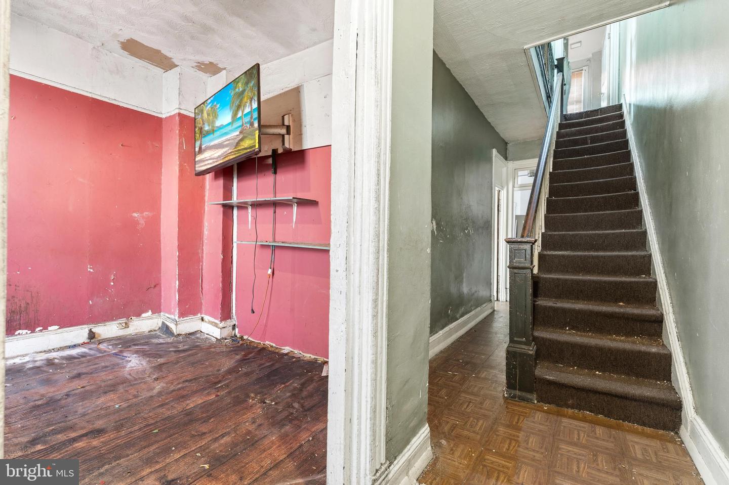 744 GRESHAM PL NW, WASHINGTON, District Of Columbia 20001, 3 Bedrooms Bedrooms, ,1 BathroomBathrooms,Residential,For sale,744 GRESHAM PL NW,DCDC2240192 MLS # DCDC2240192